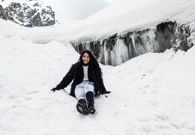 Shimla Manali Honeymoon Package By Volvo